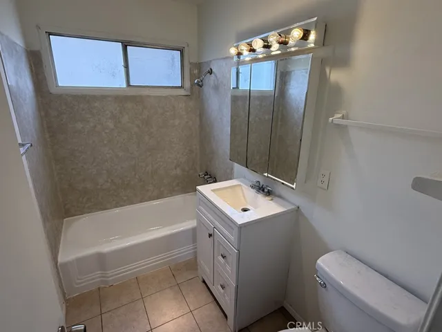 12821 Sungrove Street, Garden Grove, California 92840