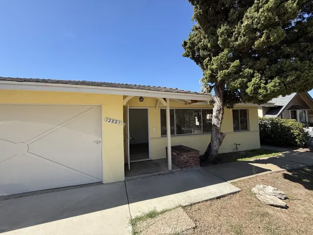 12821 Sungrove Street, Garden Grove, California 92840