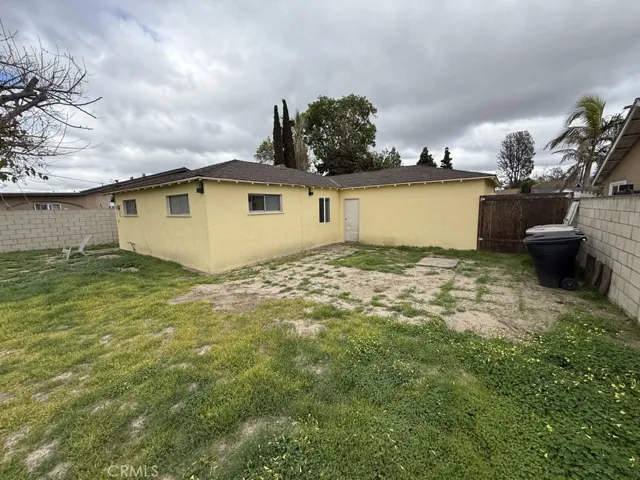 12821 Sungrove Street, Garden Grove, California 92840