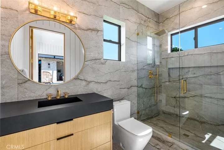 4601 Vista De Oro Avenue, Woodland Hills, California 91364