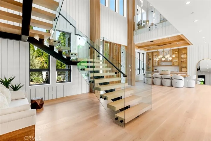 4601 Vista De Oro Avenue, Woodland Hills, California 91364