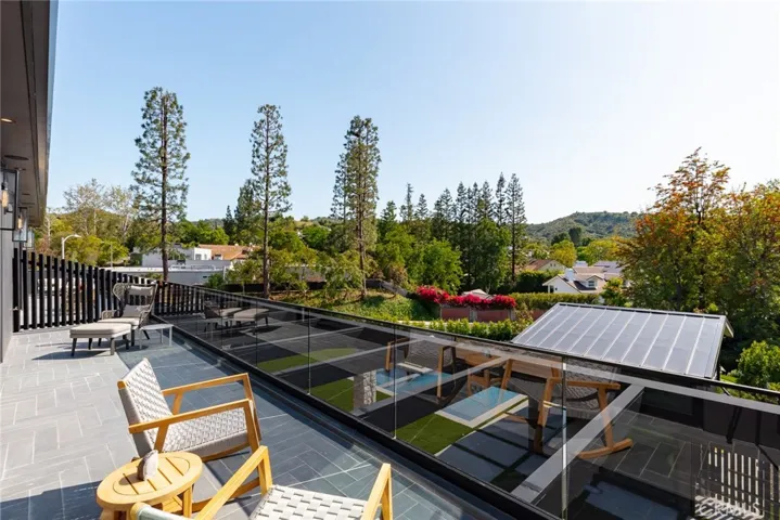 4601 Vista De Oro Avenue, Woodland Hills, California 91364