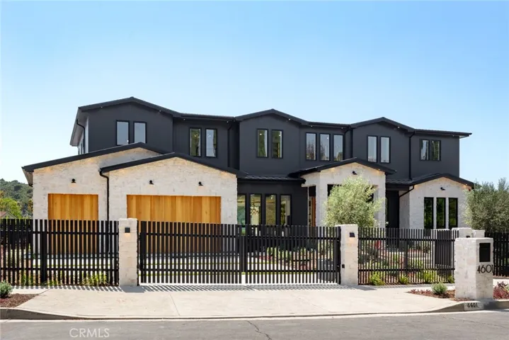 4601 Vista De Oro Avenue, Woodland Hills, California 91364