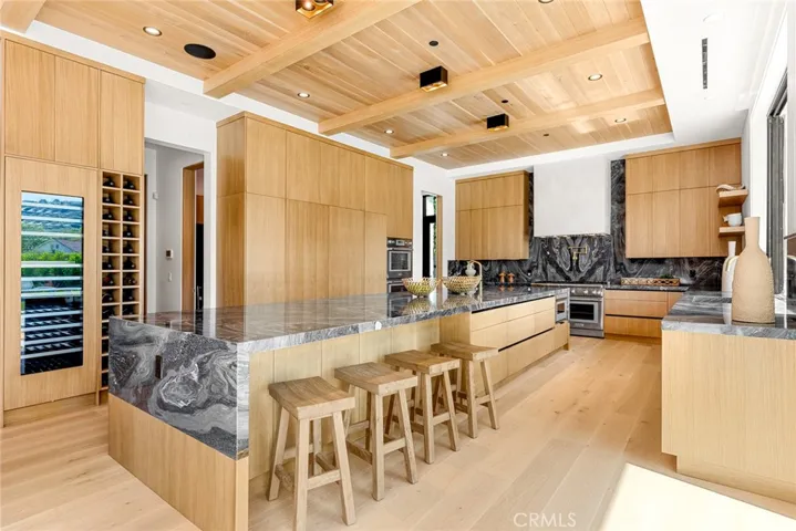 4601 Vista De Oro Avenue, Woodland Hills, California 91364
