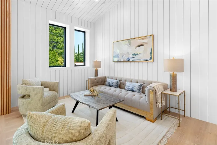 4601 Vista De Oro Avenue, Woodland Hills, California 91364