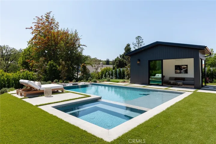 4601 Vista De Oro Avenue, Woodland Hills, California 91364