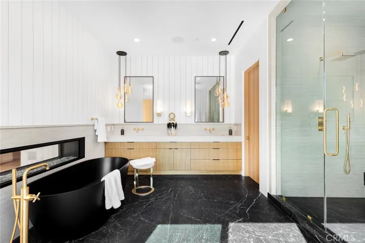 4601 Vista De Oro Avenue, Woodland Hills, California 91364