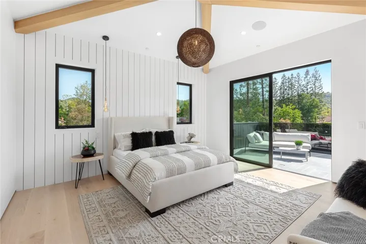 4601 Vista De Oro Avenue, Woodland Hills, California 91364