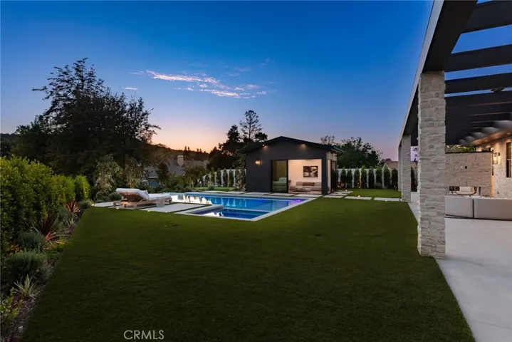 4601 Vista De Oro Avenue, Woodland Hills, California 91364