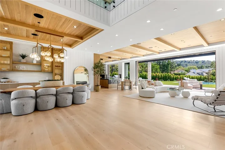 4601 Vista De Oro Avenue, Woodland Hills, California 91364