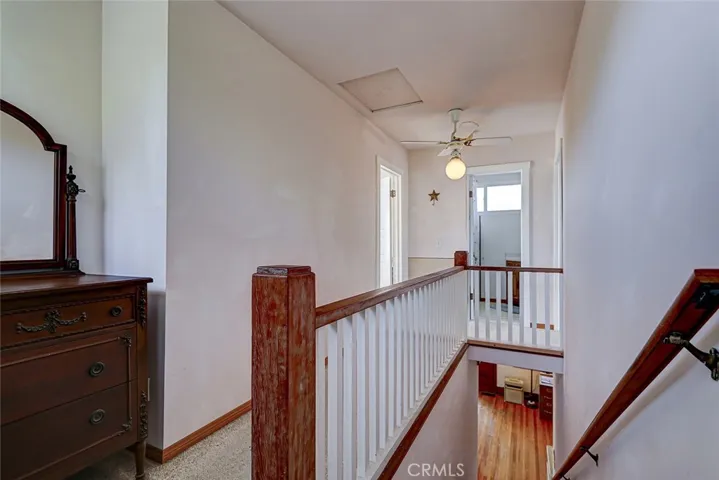 Gracious upstairs landing
