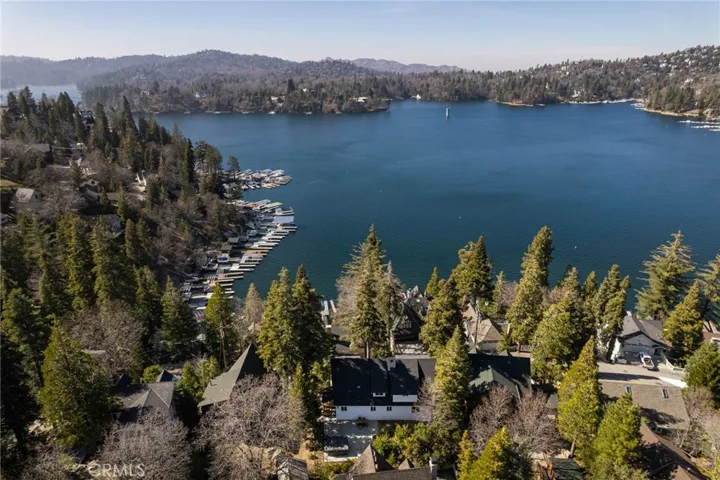 28923 Palisades Drive, Lake Arrowhead, California 92352