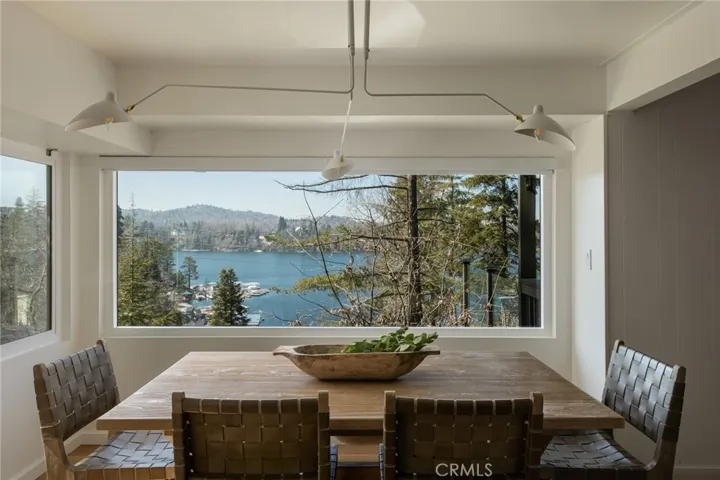 28923 Palisades Drive, Lake Arrowhead, California 92352