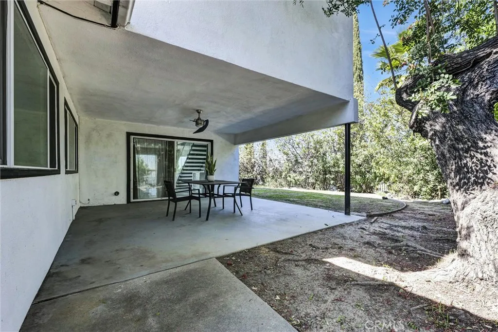 1131 Ridgeside Drive, Monterey Park, California 91754 home-pic-32