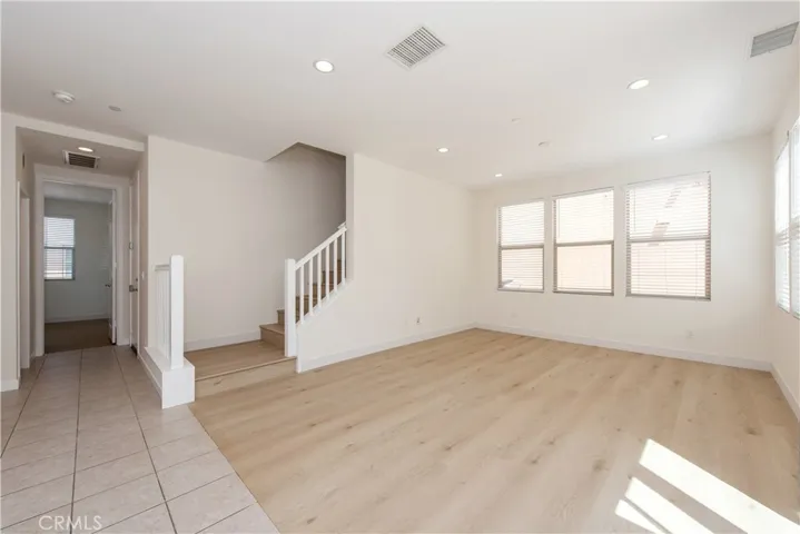 40 Sage, Lake Forest, California 92630
