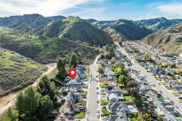 28450 Avion Circle, Castaic, California 91384
