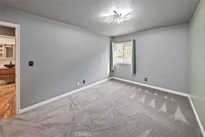 28450 Avion Circle, Castaic, California 91384