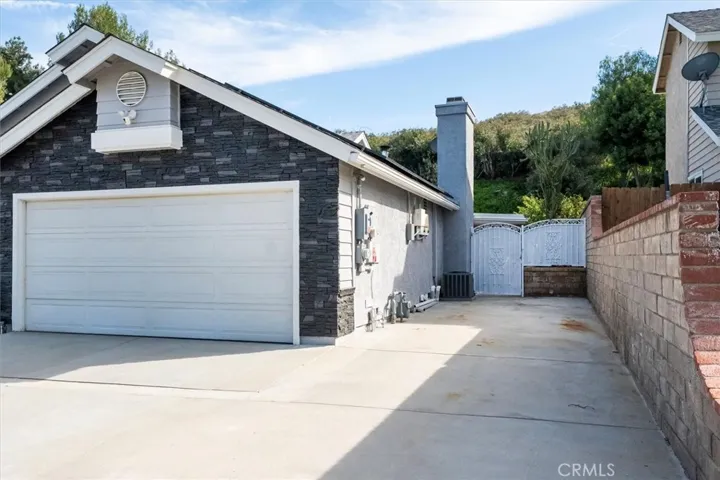 28450 Avion Circle, Castaic, California 91384