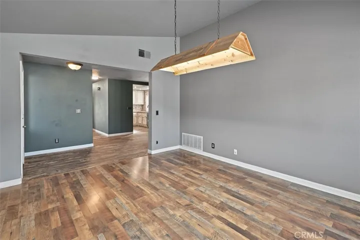 28450 Avion Circle, Castaic, California 91384