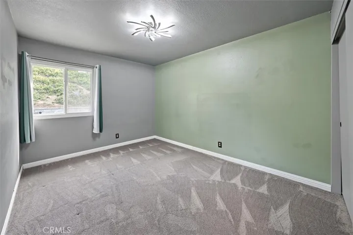28450 Avion Circle, Castaic, California 91384