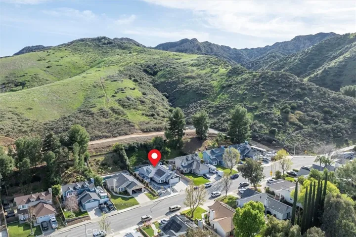 28450 Avion Circle, Castaic, California 91384