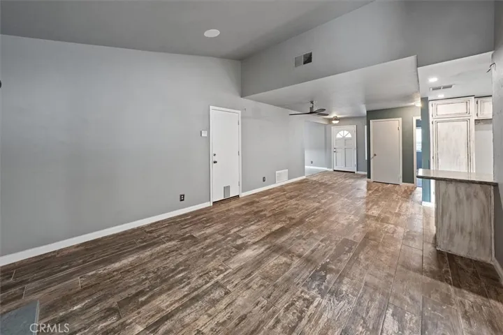 28450 Avion Circle, Castaic, California 91384