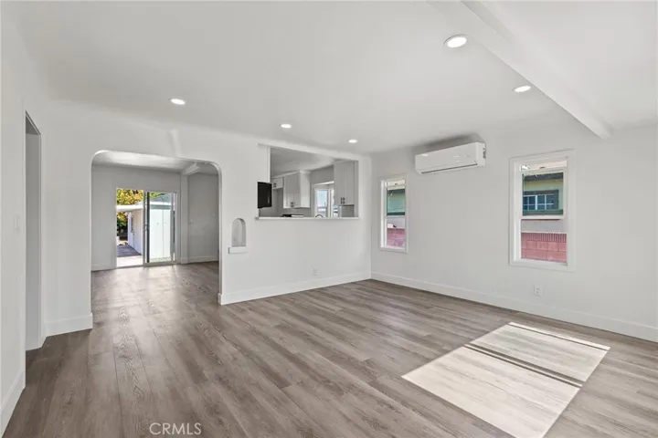 2367 Couts Avenue, Commerce, California 90040