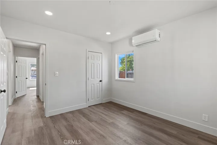 2367 Couts Avenue, Commerce, California 90040