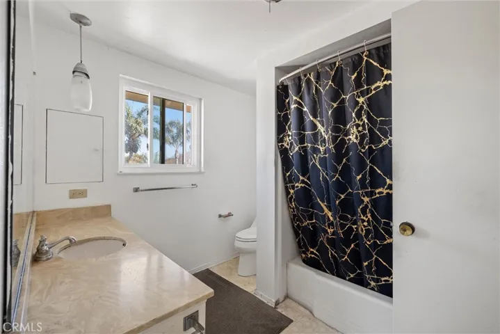 Upstairs Bathroom