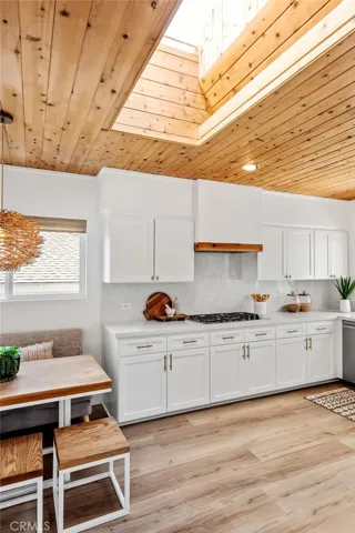 853 Avenue C, Redondo Beach, California 90277