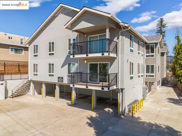4124 Lyon Ave, Oakland, California 94601