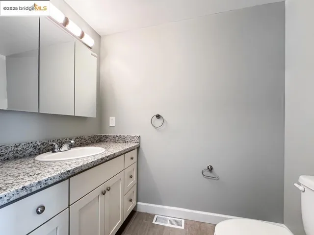 4124 Lyon Ave, Oakland, California 94601