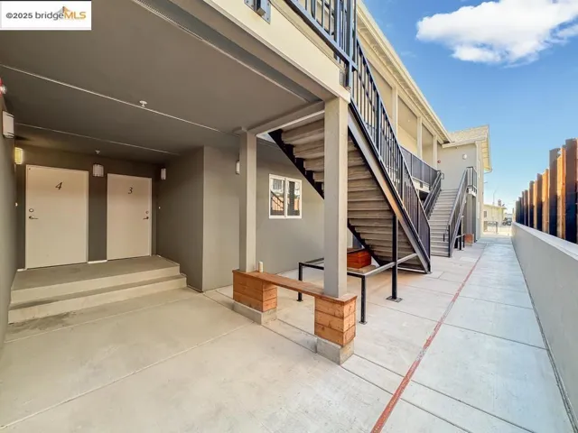 4124 Lyon Ave, Oakland, California 94601