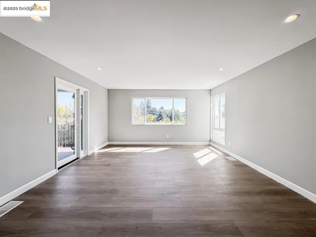 4124 Lyon Ave, Oakland, California 94601