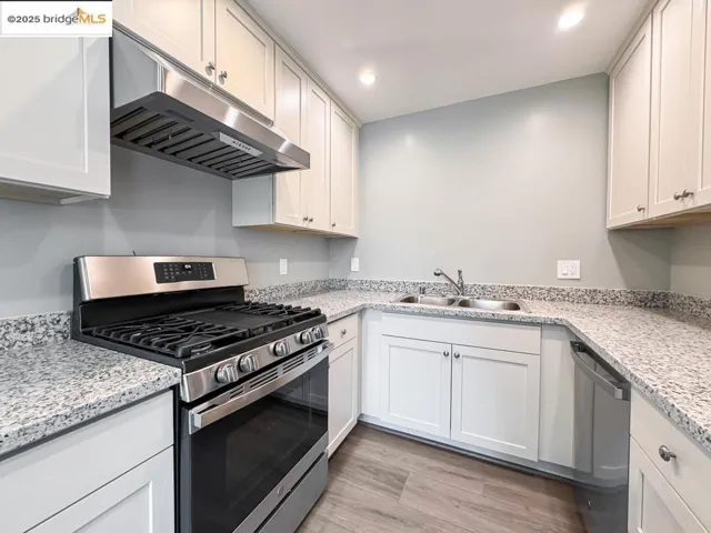4124 Lyon Ave, Oakland, California 94601
