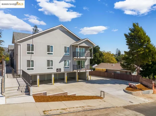 4124 Lyon Ave, Oakland, California 94601