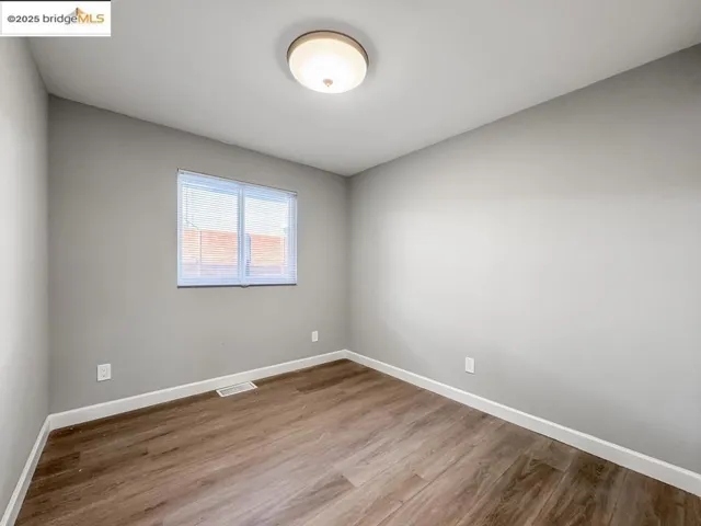 4124 Lyon Ave, Oakland, California 94601