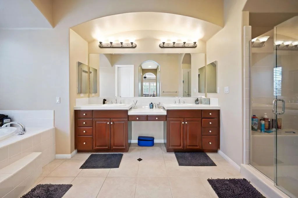 103 Batista Court, Palm Desert, California 92211 home-pic-37