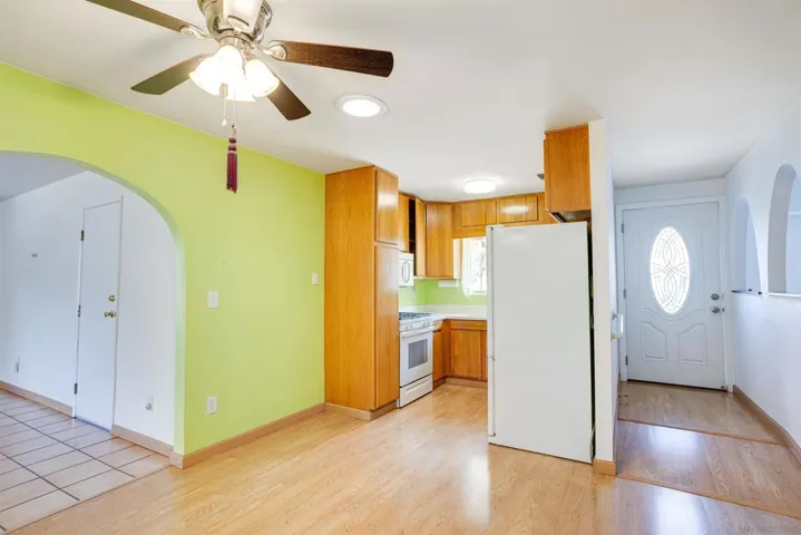 10129 Shaggybark Drive, Santee, California 92071