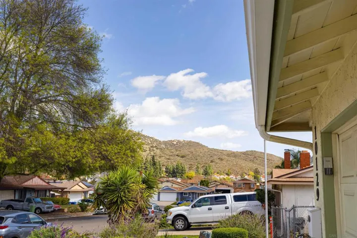 10129 Shaggybark Drive, Santee, California 92071