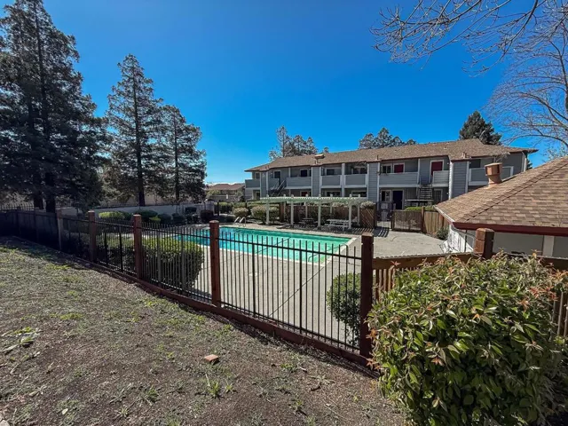 29629 Mountain Oak Court 46, Hayward, California 94544