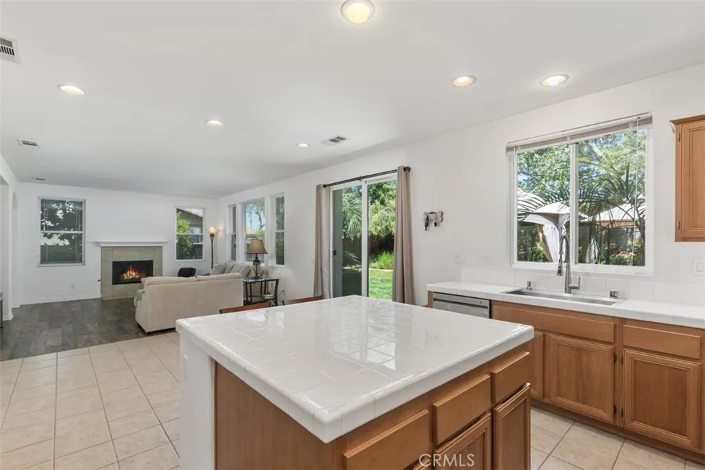 36308 Eagle Lane, Beaumont, California 92223 home-pic-16