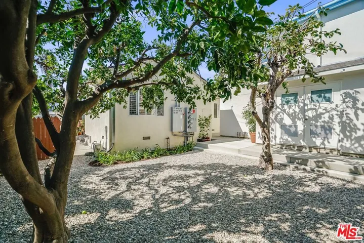 1780 Midvale Avenue, Los Angeles, California 90024
