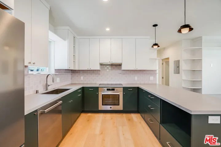 1780 Midvale Avenue, Los Angeles, California 90024