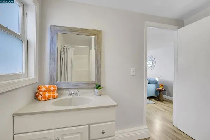 850 Collier Dr, San Leandro, California 94577