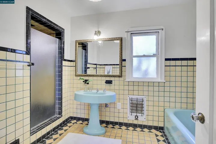850 Collier Dr, San Leandro, California 94577