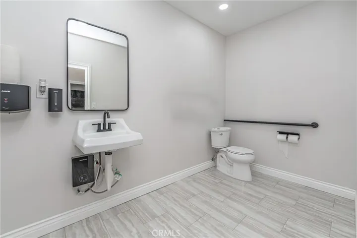 214 W La Habra Boulevard, La Habra, California 90631