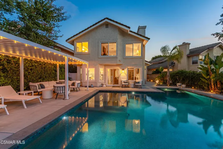 575 Fairfield Rd Simi Valley-208