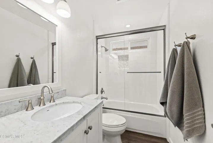 575 Fairfield Rd Simi Valley-25