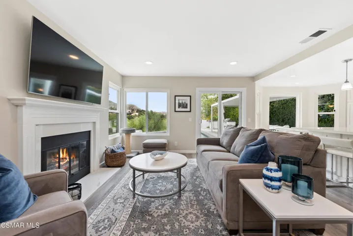 575 Fairfield Rd Simi Valley-13